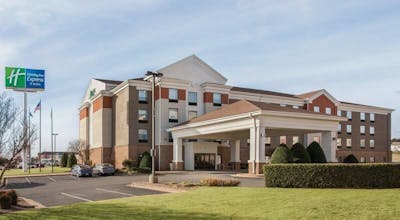 Holiday Inn Express & Suites Lawton Fort Sill