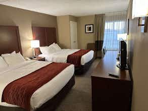 Hotel Holiday Inn Express & Suites Eden Prairie Minneapolis photo 2
