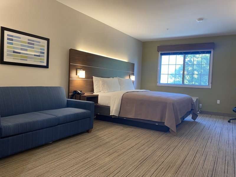 Hotel Holiday Inn Express & Suites Mountain View Silicon Valley photo 1