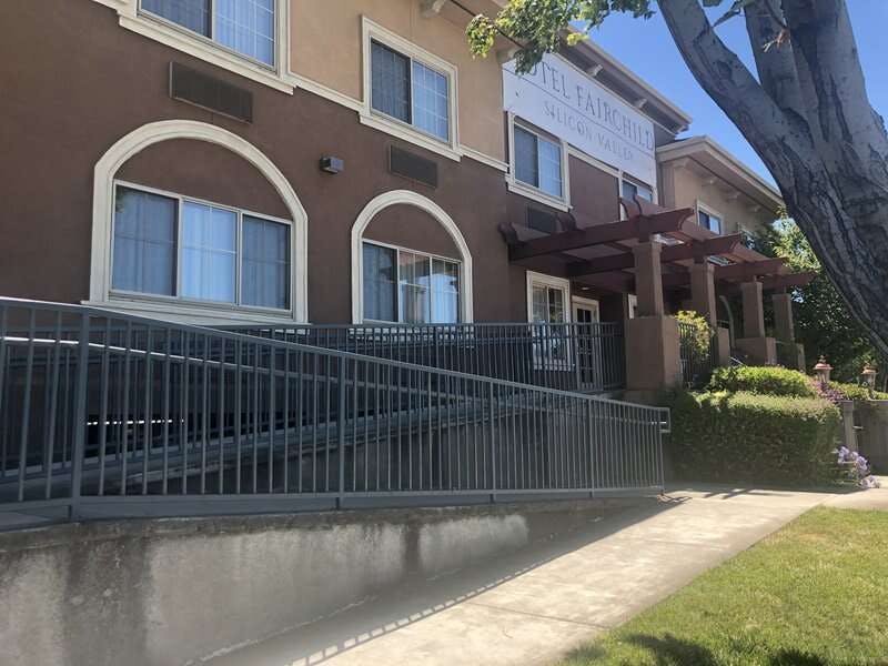 Holiday Inn Express & Suites Mountain View Silicon Valley