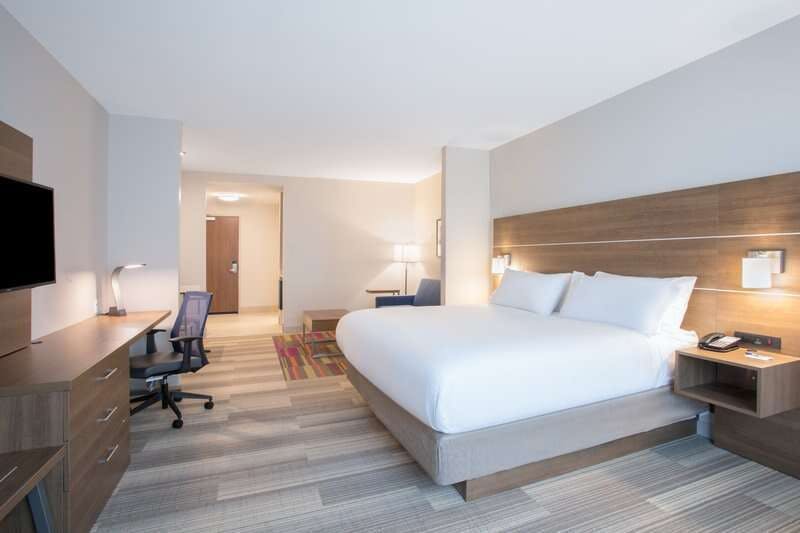Hotel Holiday Inn Express & Suites Owings Mills Baltimore Area photo 4
