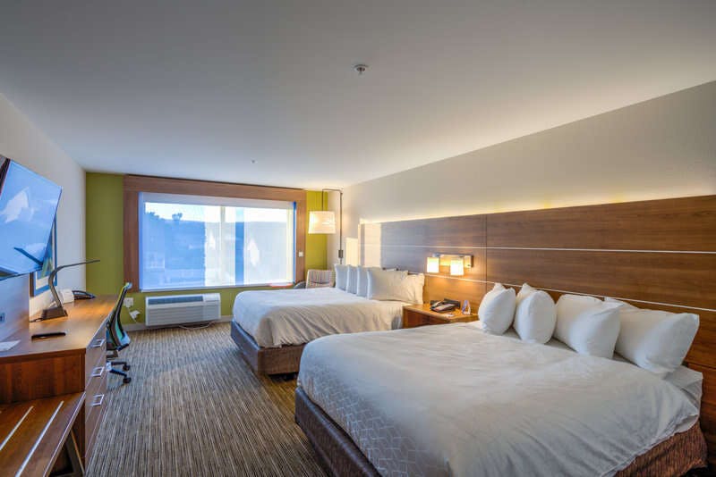 Hotel Holiday Inn Express & Suites Reedsville State Coll Area photo 5