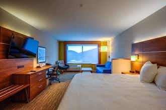 Hotel Holiday Inn Express & Suites Reedsville State Coll Area photo 4