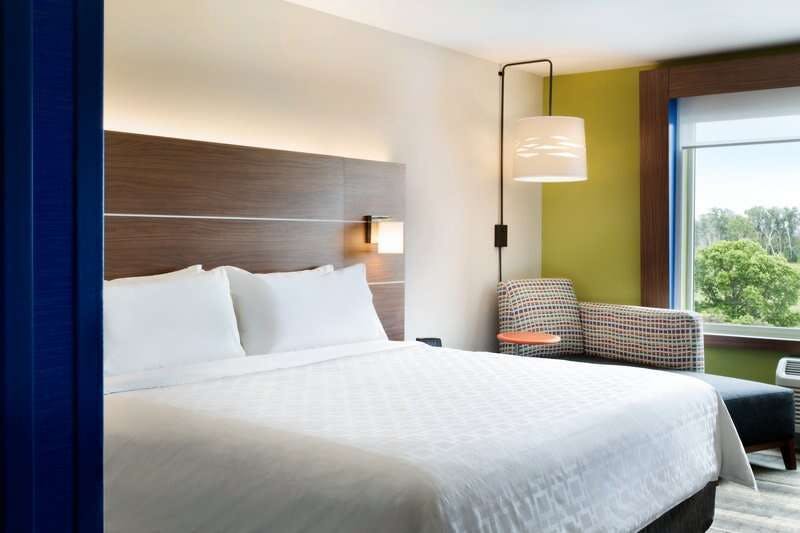 Hotel Holiday Inn Express & Suites La Grange Louisville Area Ne photo 4