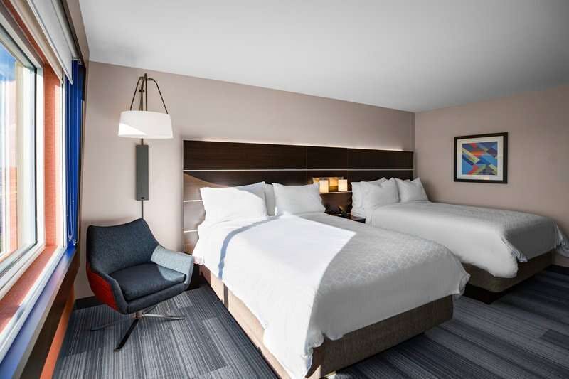 Hotel Holiday Inn Express & Suites SANFORD- LAKE MARY photo 2