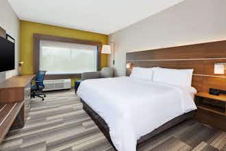 Hotel Holiday Inn Express & Suites Milan – Sandusky Area photo 1