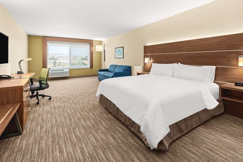 Hotel Holiday Inn Express & Suites Suisun City photo 5