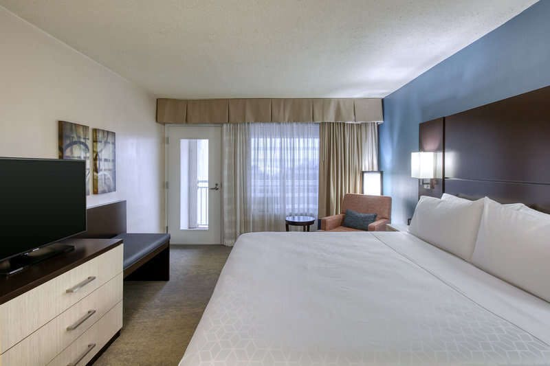 Hotel Holiday Inn & Suites Atlanta Airport North photo 4