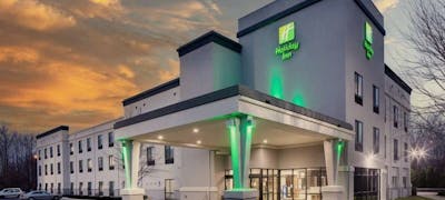 Holiday Inn Cheshire Southington