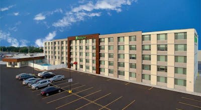 Holiday Inn Chicago – Midway Airport S