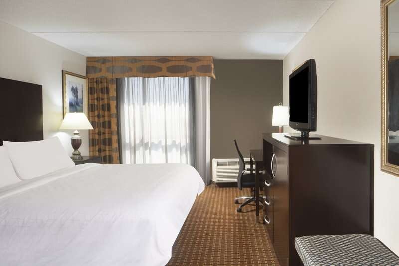 Hotel Holiday Inn Corpus Christi Arpt & Conf Ctr photo 4