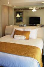 Hotel The Suites at Fall Creek photo 3