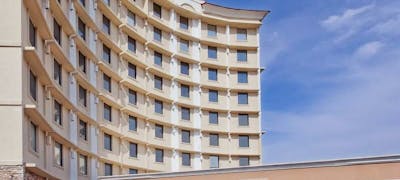 Holiday Inn Dallas Market Center