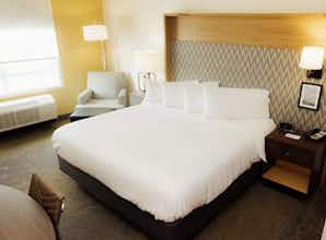 Hotel Holiday Inn & Suites Hopkinsville Convention Ctr photo 1