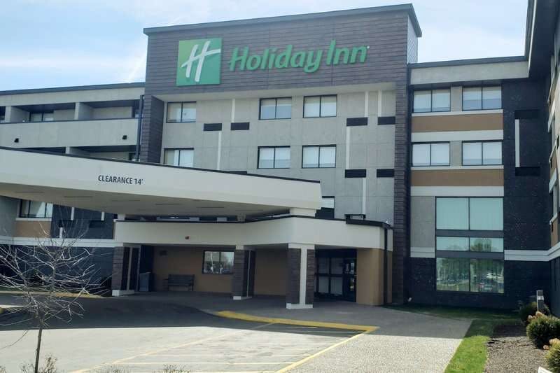 Holiday Inn Indianapolis Airport Area N