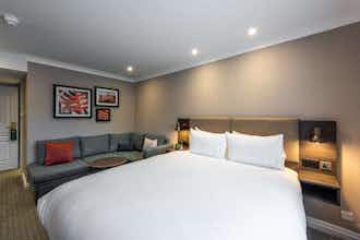 Hotel Holiday Inn Manchester Oldham photo 2
