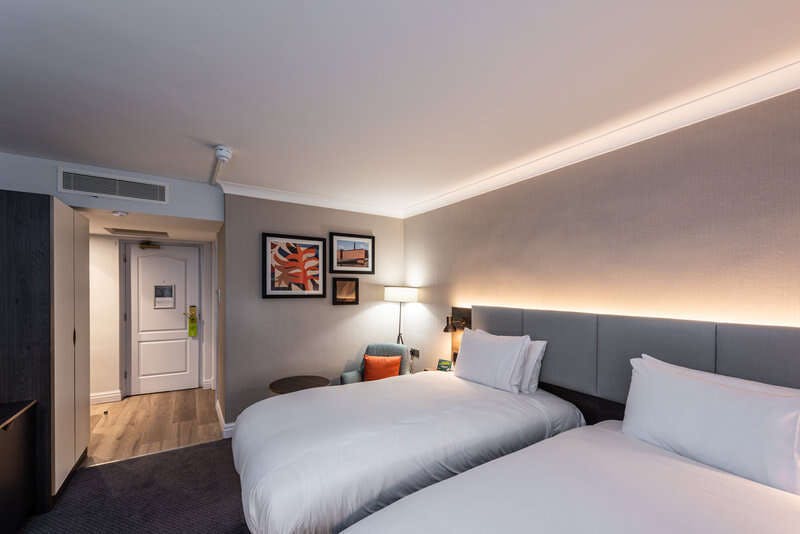 Hotel Holiday Inn Manchester Oldham photo 1