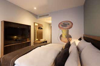 Hotel Holiday Inn The Niu, Loom Manchester North photo 2