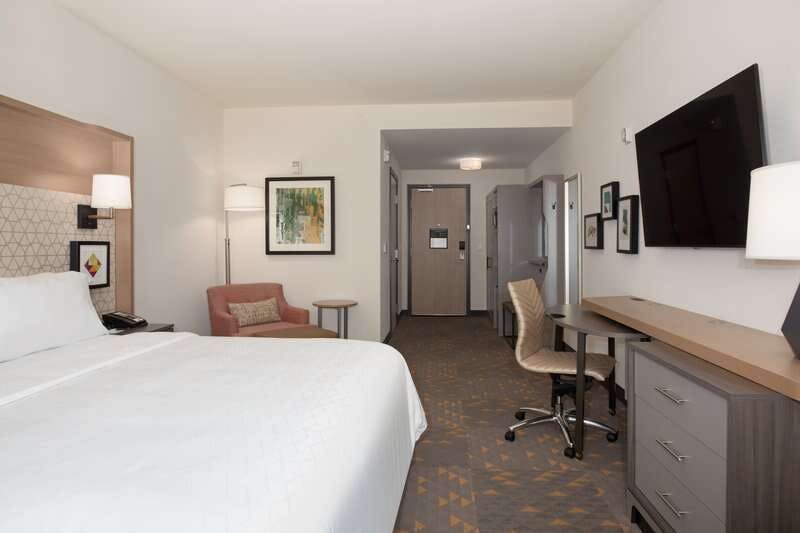 Hotel Holiday Inn Glendale Stadium & Ent Dist photo 5