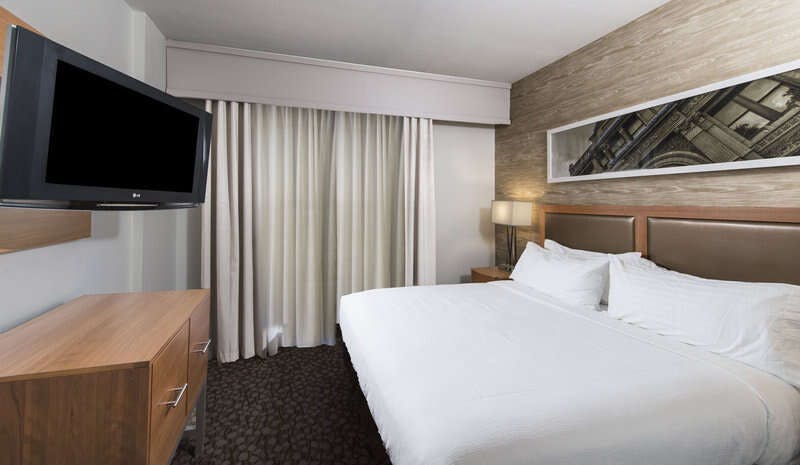 Hotel Holiday Inn Savannah Historic District photo 4