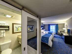 Hotel Holiday Inn & Suites Syracuse Airport Liverpool photo 2