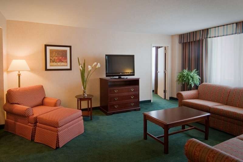 Hotel Holiday Inn ARLINGTON AT BALLSTON photo 5