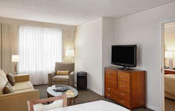 Hotel Inter Continental Hotels Suites Hotel Cleveland photo 4