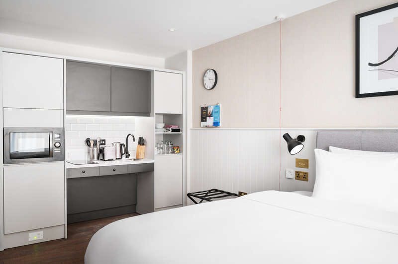 Hotel Staybridge Suites Brighton photo 4