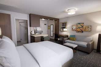Hotel Staybridge Suites Southgate – Detroit Area photo 2