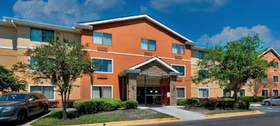 Candlewood Suites Jacksonville Southpoint