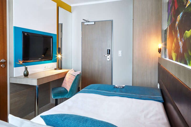 Hotel Holiday Inn The Niu, Fusion Hamburg St. Georg photo 1