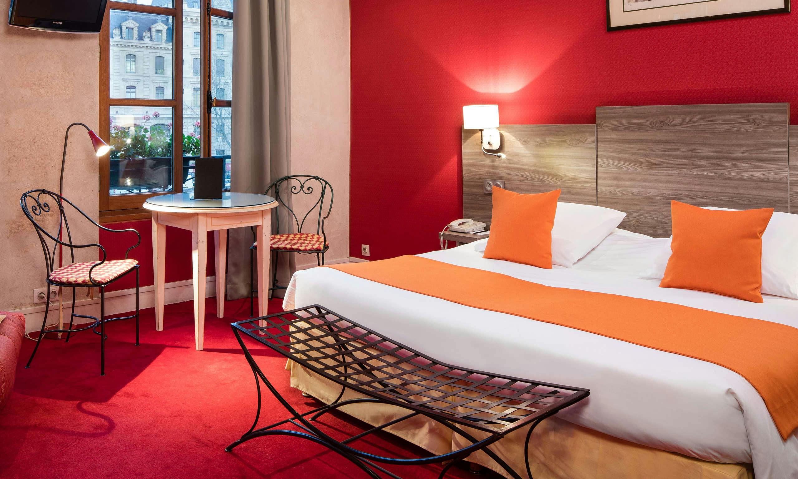 Les Rives De Notre Dame