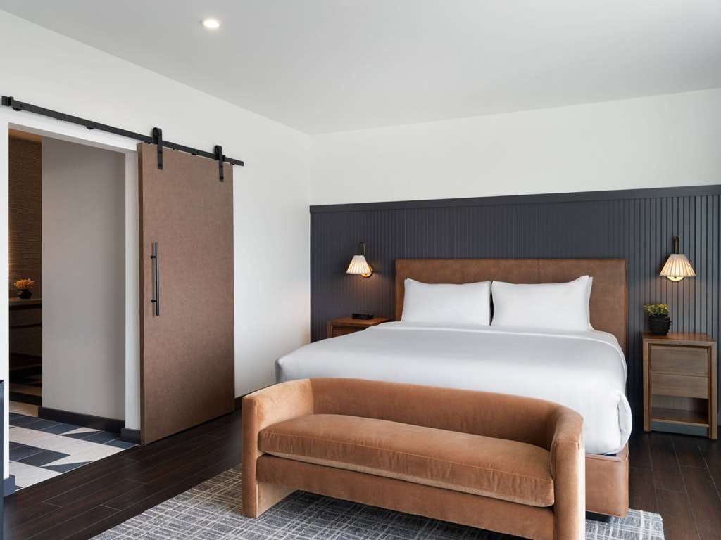 Hotel Origin Kansas City Riverfront, a Wyndham Hotel photo 4