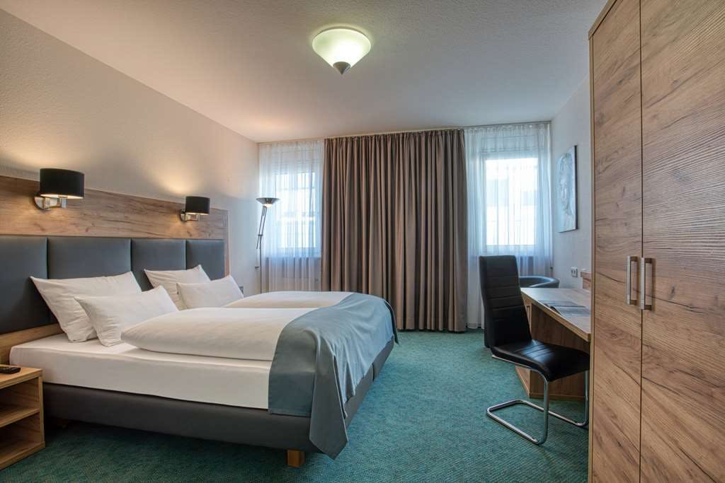 Hotel Centro Hotel Boblingen photo 2