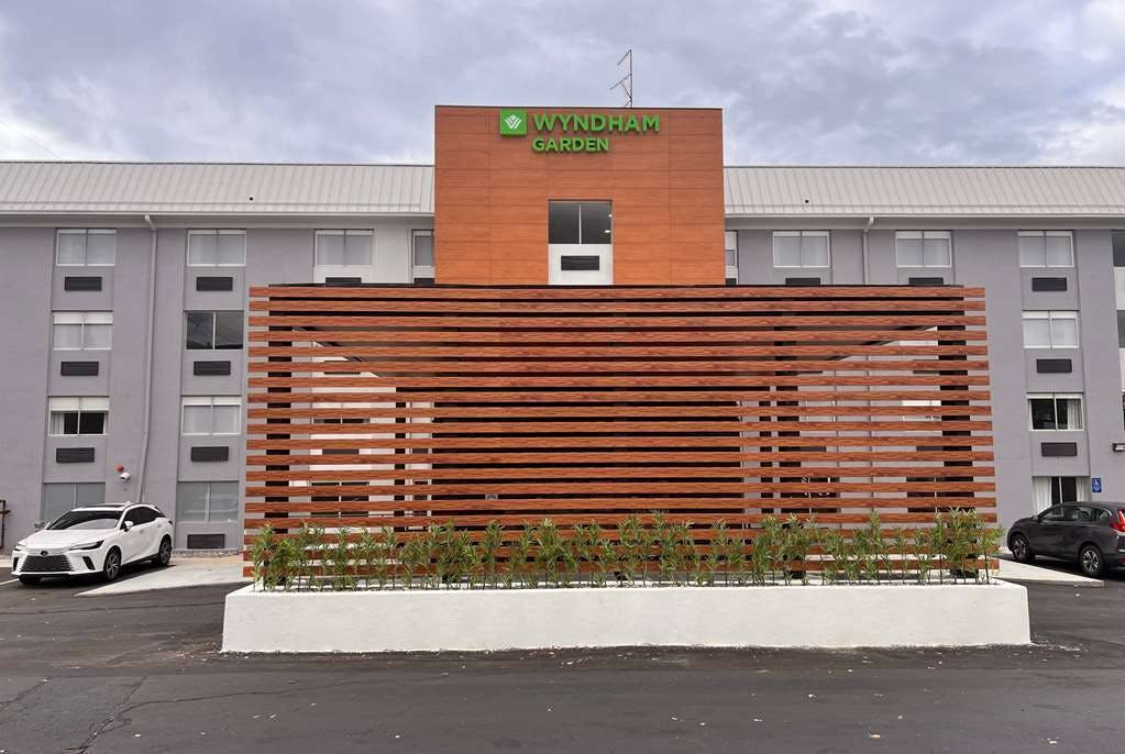 Wyndham Garden Louisville KY