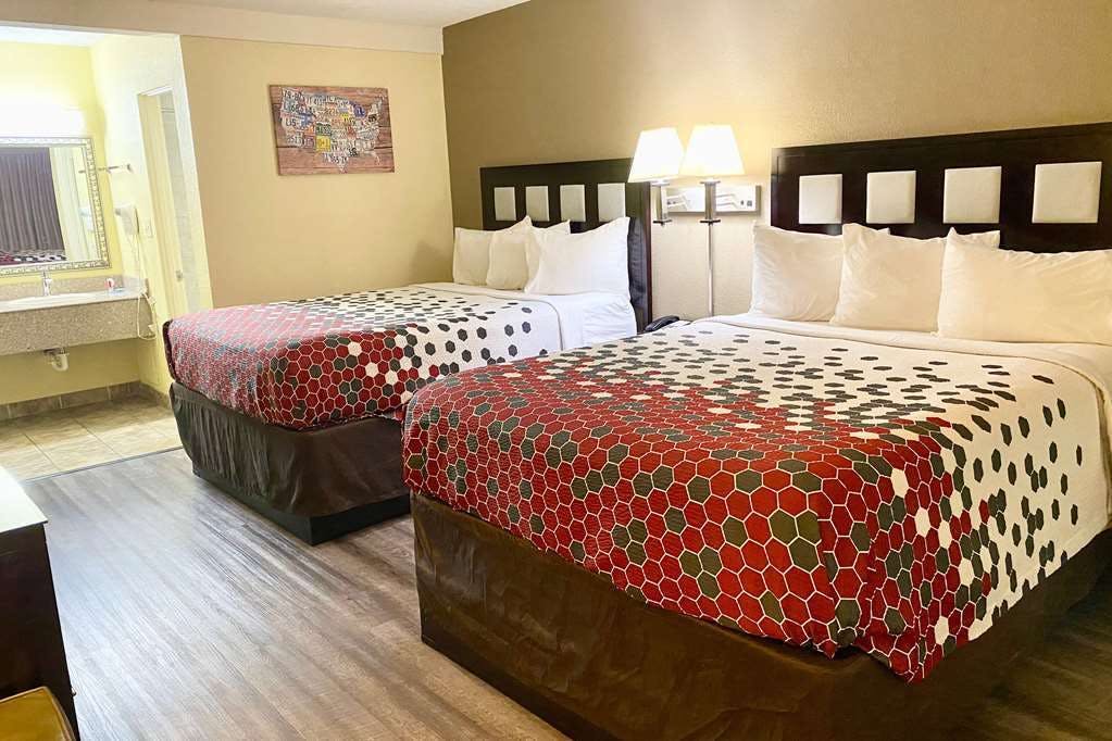 Hotel Super 8 Albuquerque Downtown photo 1