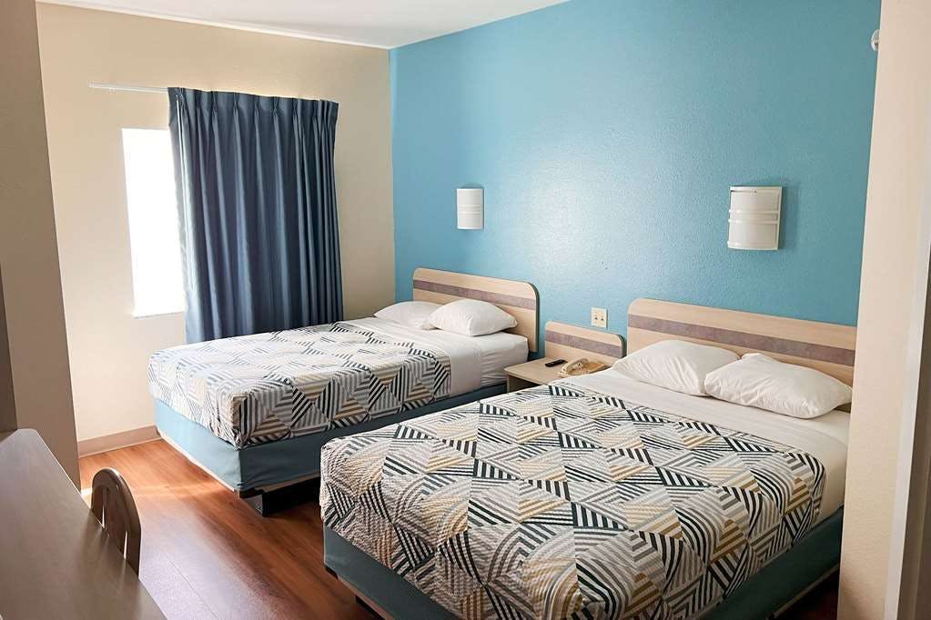 Hotel Baymont by Wyndham Kingdom City photo 4