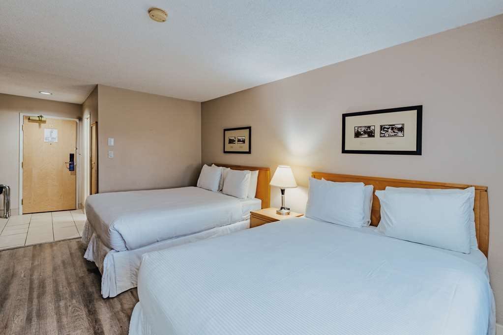 Hotel Sure Stay Plus By Best Western Coquitlam photo 3