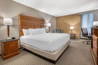 Hotel Drury Inn and Suites Champaign photo 2