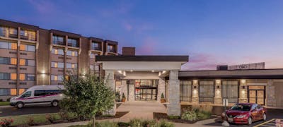 Crowne Plaza Milwaukee South