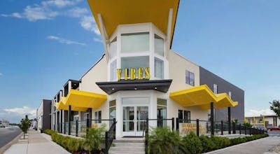 The Vibes Hotel, Trademark Collection by Wyndham