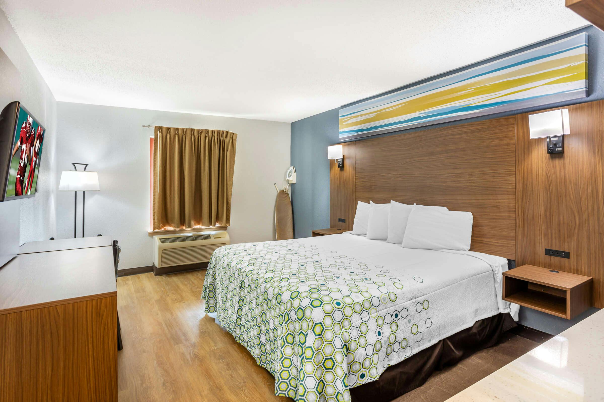 Hotel HomeTowne Studios Lancaster photo 1