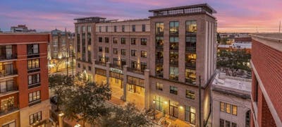 Cambria Hotel Savannah Downtown Historic District