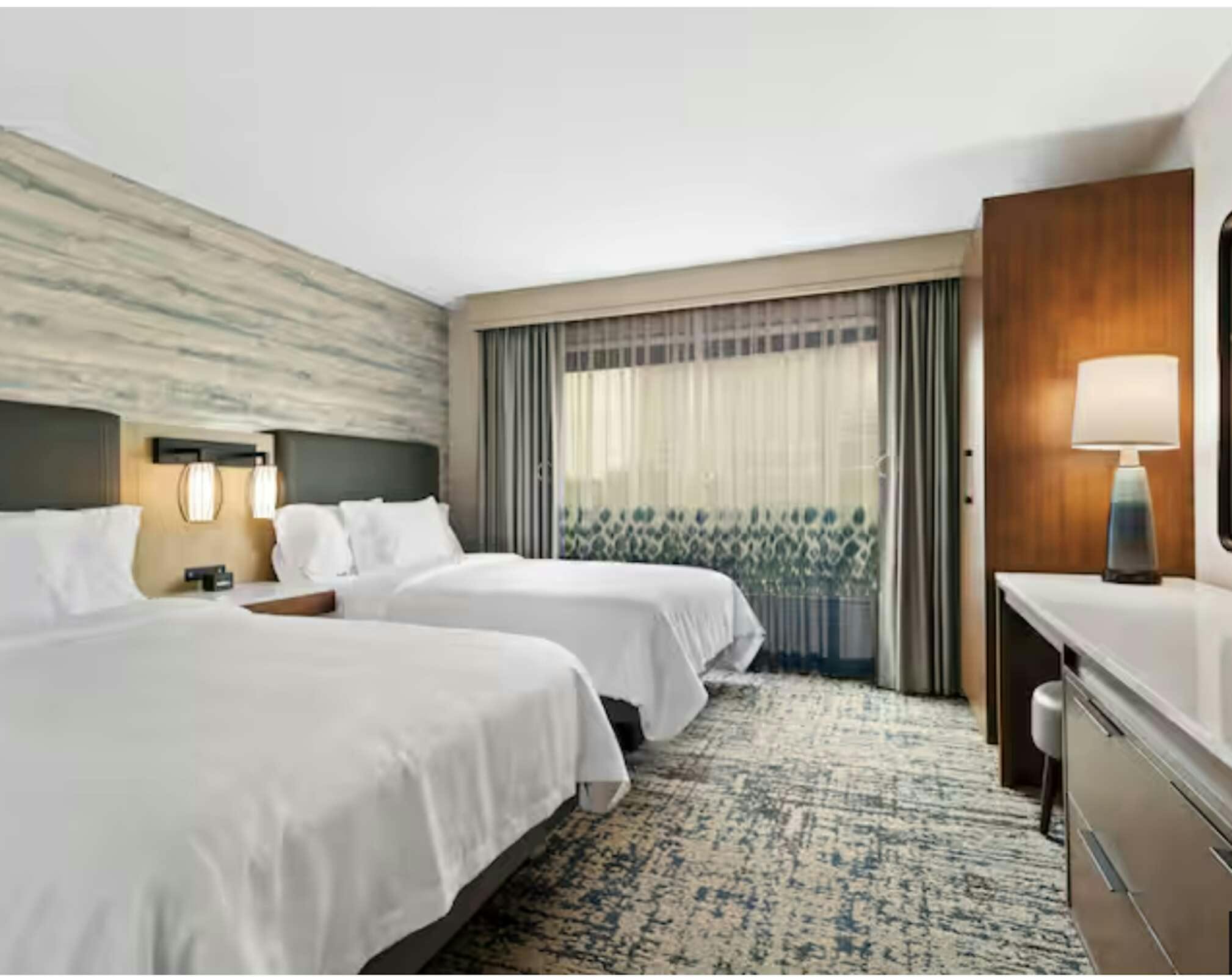 Hotel Embassy Suites Anaheim South photo 2