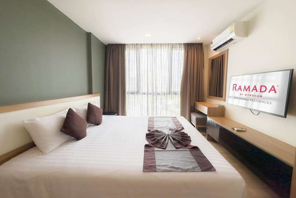 Hotel Ramada by Wyndham Bangkok Ten Ekamai Residences photo 4