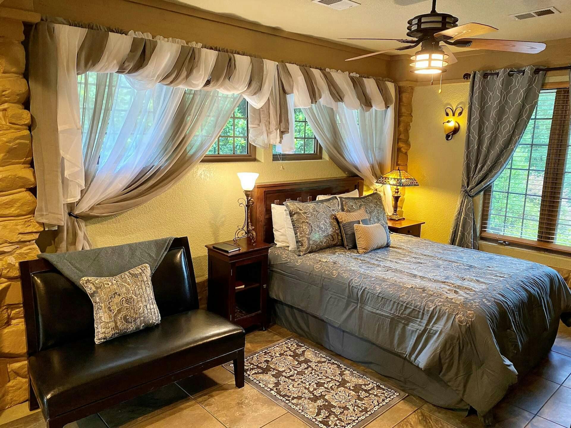 Hotel Hilltop Manor Bed and Breakfast photo 4