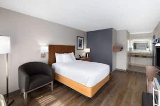 Hotel Baymont Wyndham Nashville photo 5