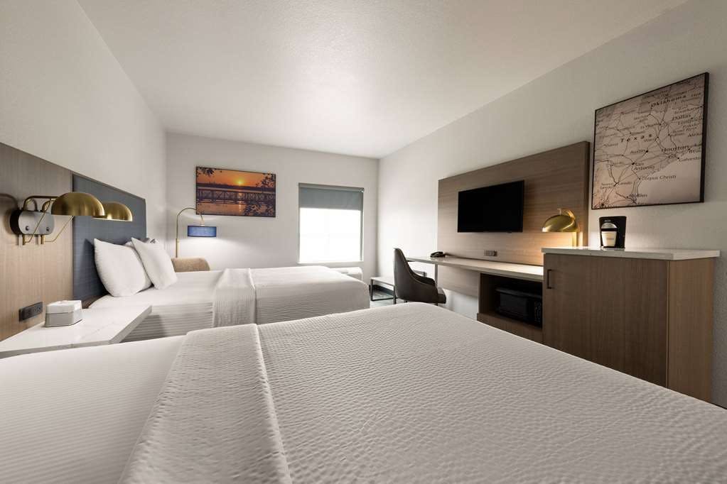 Hotel La Quinta Inn & Suites by Wyndham Ft. Worth - Forest Hill TX photo 3