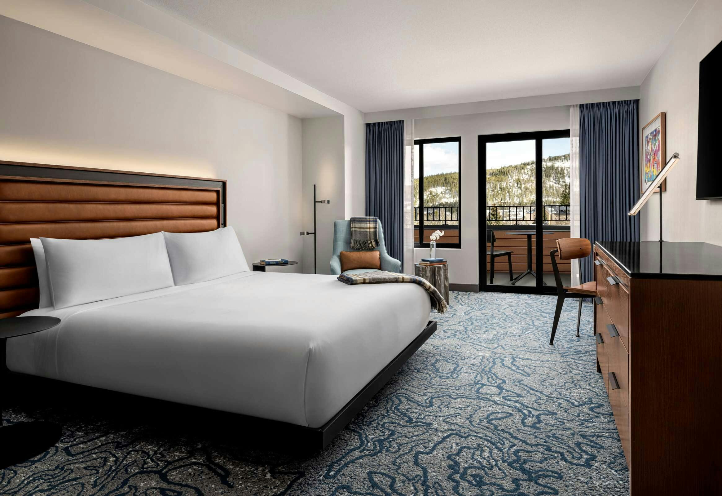 Hotel Hotel Alpenrock Breckenridge, Curio Collection by Hilton photo 3