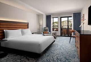 Hotel Hotel Alpenrock Breckenridge, Curio Collection by Hilton photo 3